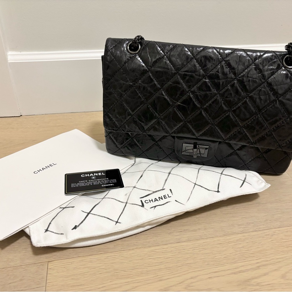 Authentic Chanel 2.55 Reissue 227